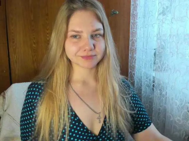 Live sex webcam photo for Emma-Frizea #292221048