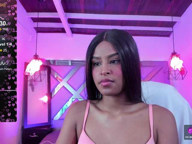 Live sex webcam photo for Emma-Morgan #277386232