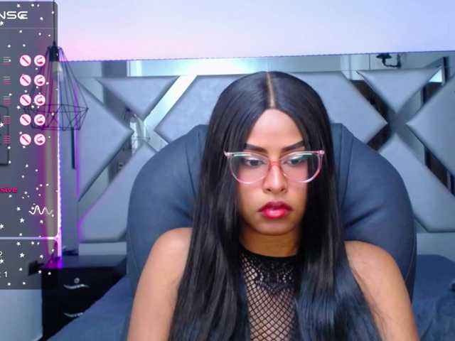 Live sex webcam photo for Emma-Morgan #277656374