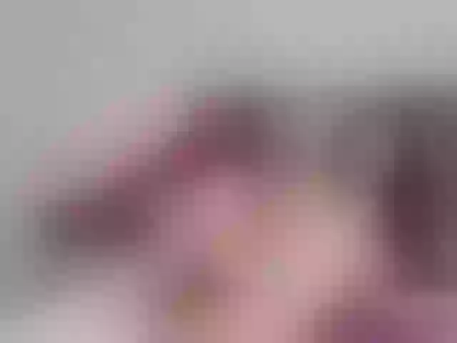Live sex webcam photo for Emma-Thomson #273774208