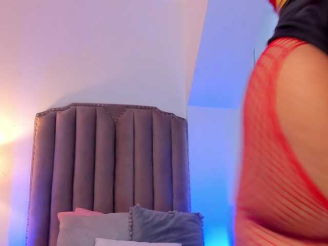 Live sex webcam photo for Emma-Torres1 #290393271