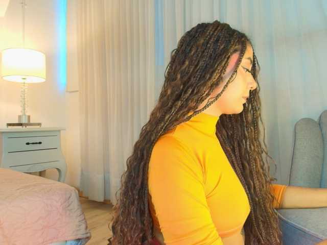 Live sex webcam photo for Emma-Torres1 #291431929