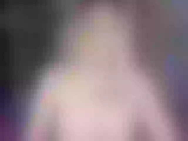 Live sex webcam photo for EmmaBryan #290739990