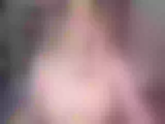 Live sex webcam photo for EmmaBryan #291775289