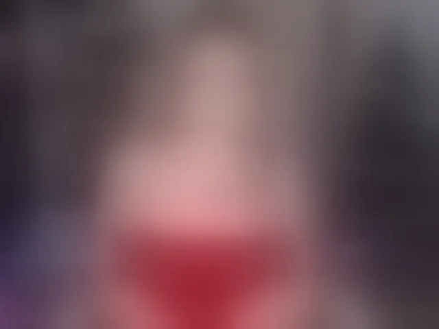 Live sex webcam photo for EmmaBryan #292551320