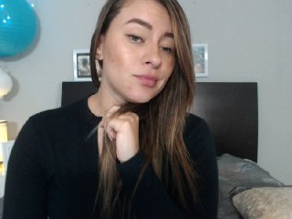 Live sex webcam photo for EmmaCollins #155674130