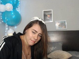 Live sex webcam photo for EmmaCollins #156057841