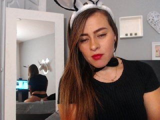 Live sex webcam photo for EmmaCollins #158432730