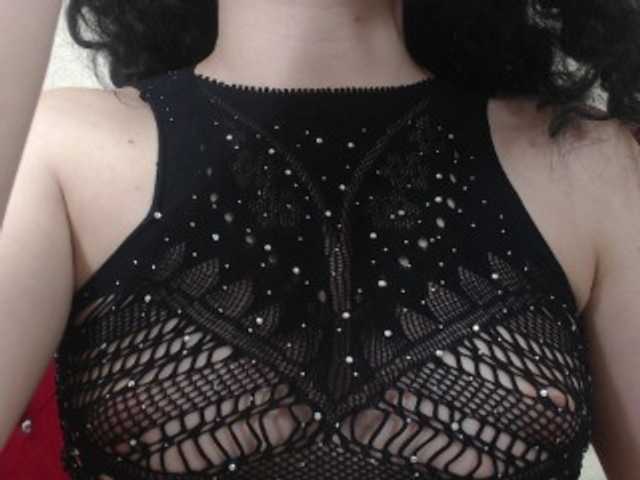 Live sex webcam photo for EmmaCowperr #290521510