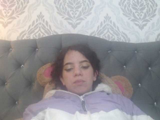 Live sex webcam photo for EmmaCowperr #290725839