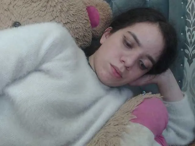 Live sex webcam photo for EmmaCowperr #291016181