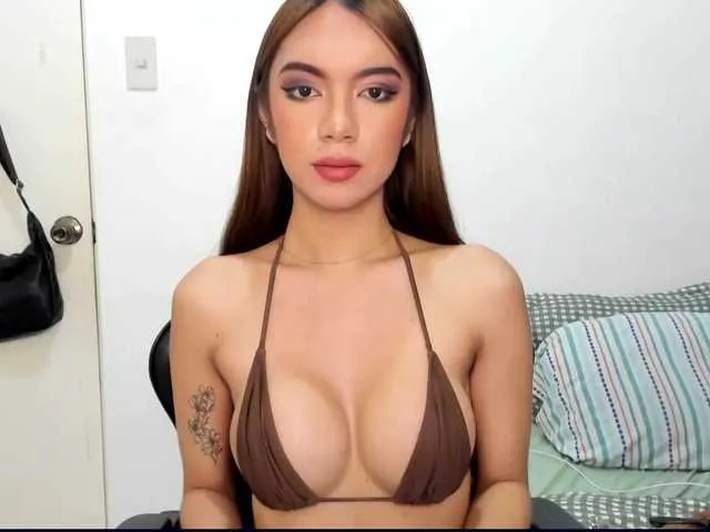 Live sex webcam photo for EmmaCoxx #291487492