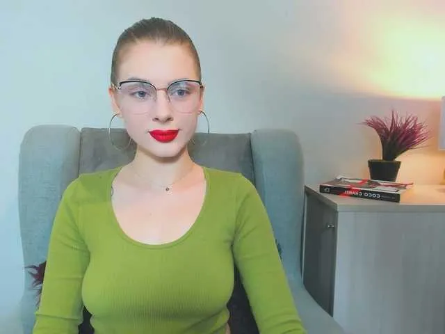 Live sex webcam photo for EmmaDaisy #277167013