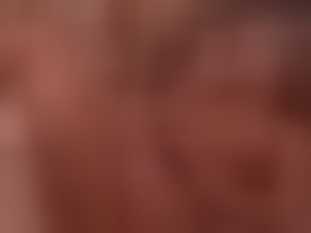 Live sex webcam photo for EmmaEmber #294121424