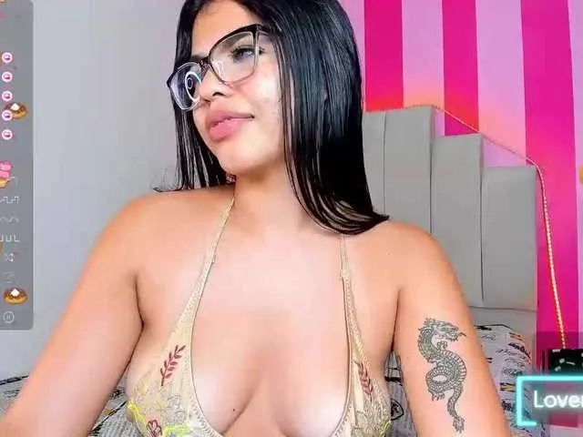 Live sex webcam photo for emmagoddess #276691776
