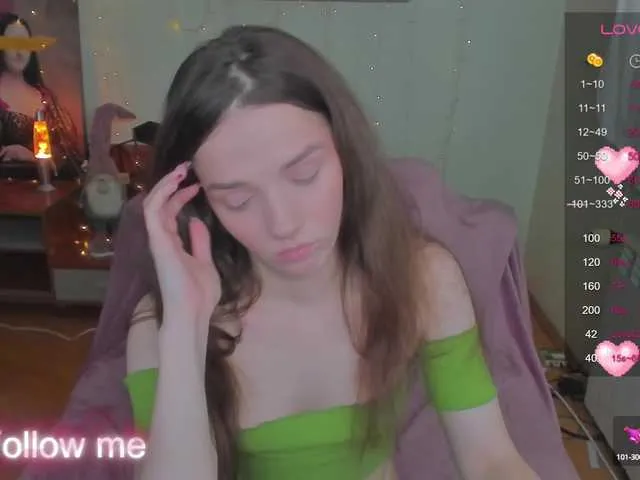 Live sex webcam photo for EmmaGray #277792334