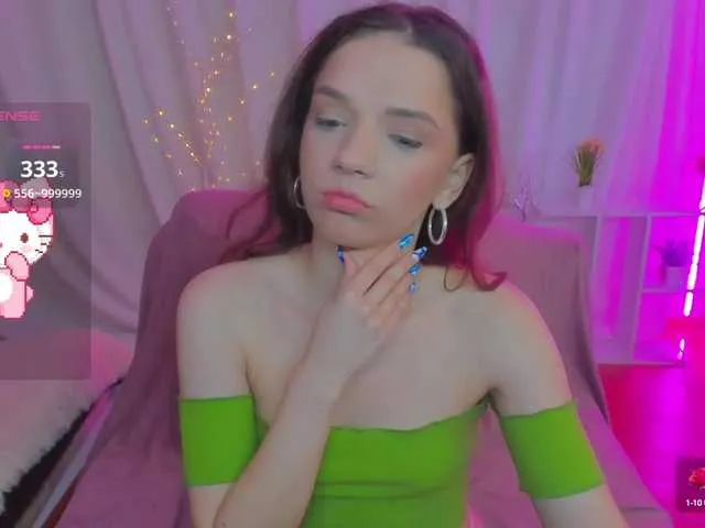 Live sex webcam photo for EmmaGray #290770062