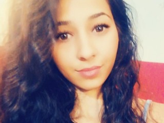 Live sex webcam photo for EmmaHarper #136828590