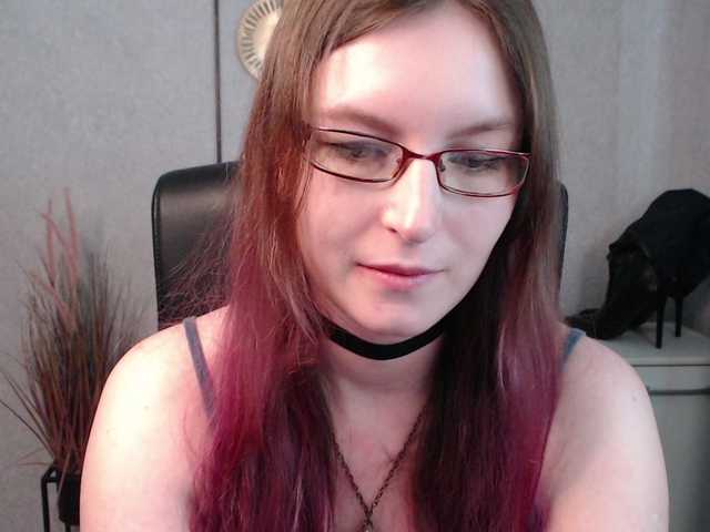 Live sex webcam photo for EmmaHeart #290764214