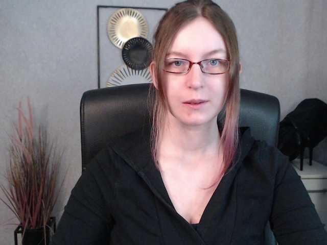 Live sex webcam photo for EmmaHeart #290804198