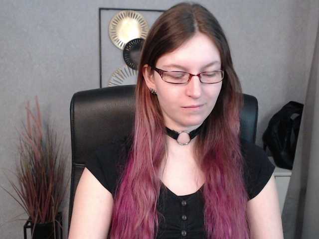 Live sex webcam photo for EmmaHeart #290866670