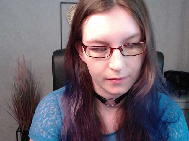 Live sex webcam photo for EmmaHeart #290934921