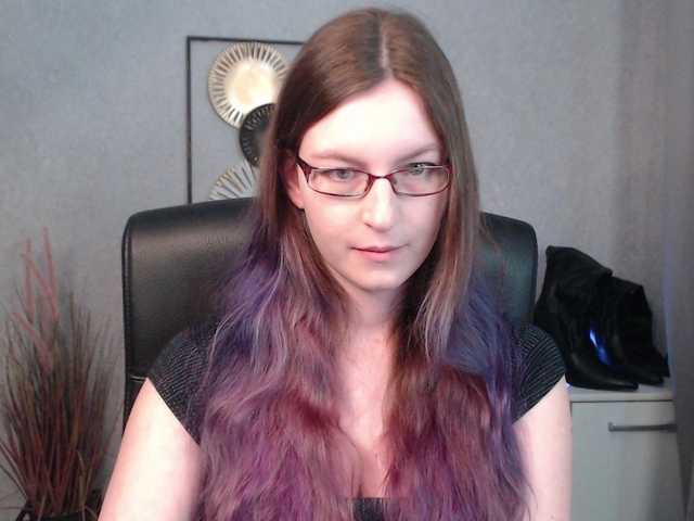 Live sex webcam photo for EmmaHeart #291012939