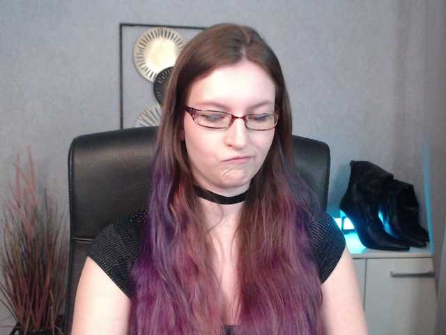 Live sex webcam photo for EmmaHeart #291026414