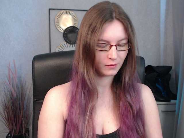 Live sex webcam photo for EmmaHeart #291109820