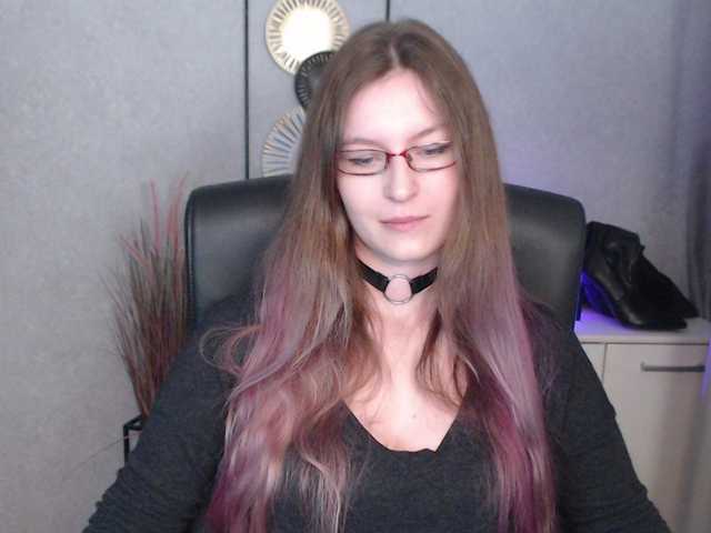 Live sex webcam photo for EmmaHeart #291731270