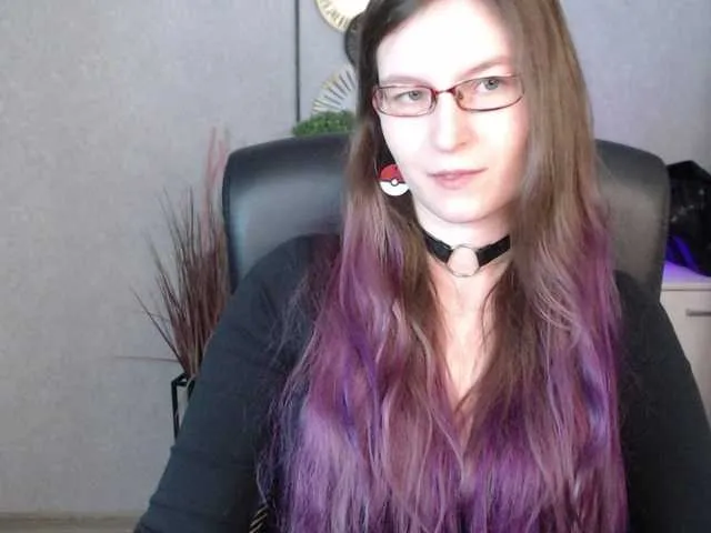 Live sex webcam photo for EmmaHeart #292154648