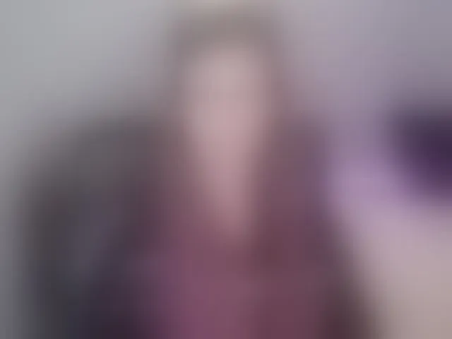 Live sex webcam photo for EmmaHeart #292571520