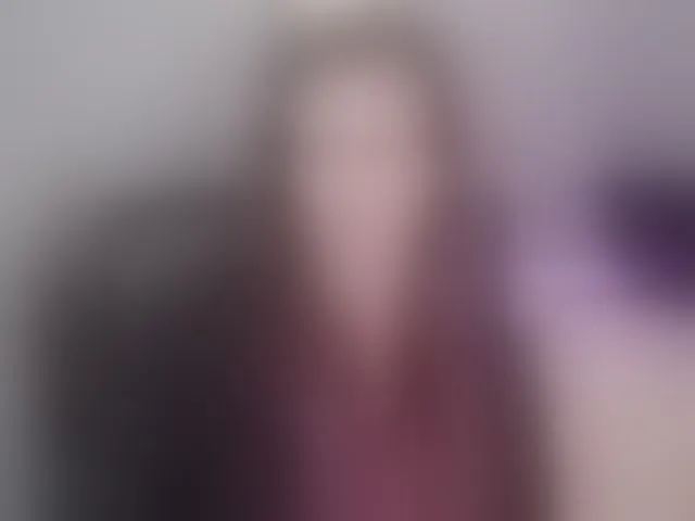 Live sex webcam photo for EmmaHeart #292583881