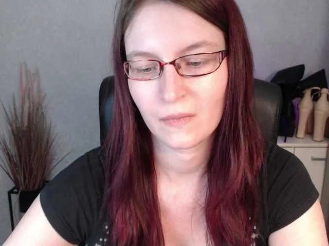 Live sex webcam photo for EmmaHeart #292644727