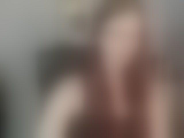 Live sex webcam photo for EmmaHeart #293777626