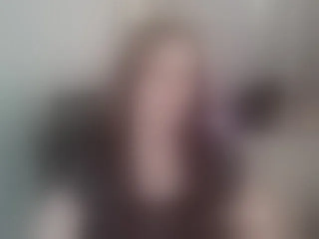 Live sex webcam photo for EmmaHeart #293980153