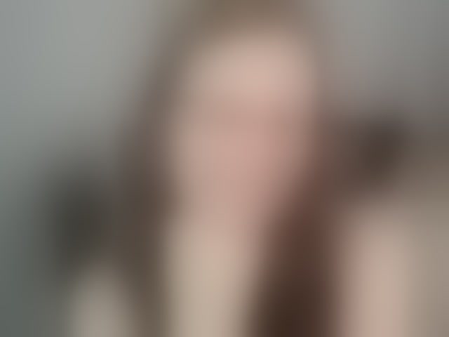Live sex webcam photo for EmmaHeart #294029407