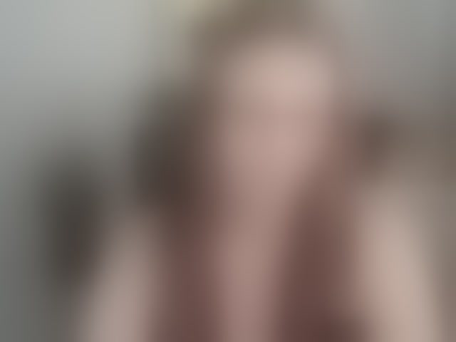 Live sex webcam photo for EmmaHeart #294086007