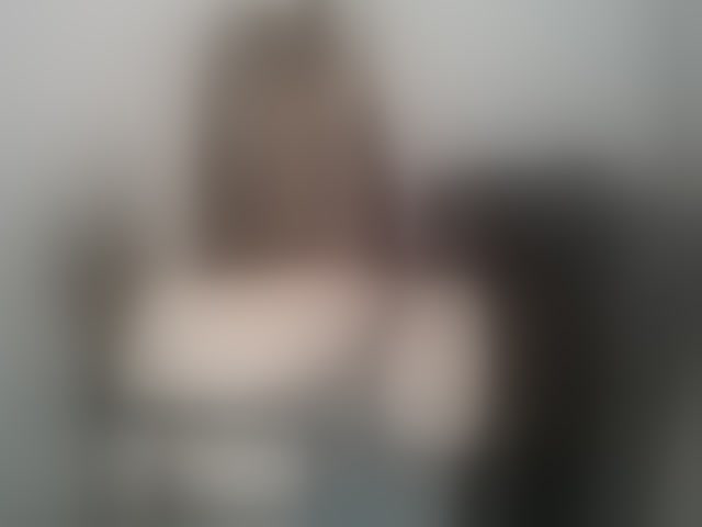 Live sex webcam photo for EmmaHeart #294166245