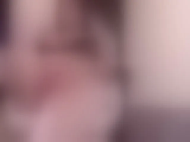 Live sex webcam photo for EmmaHenderson #293624785