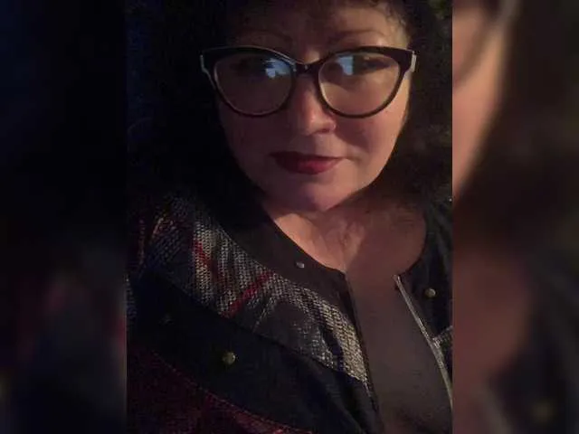 Live sex webcam photo for EmmaLust #292116822