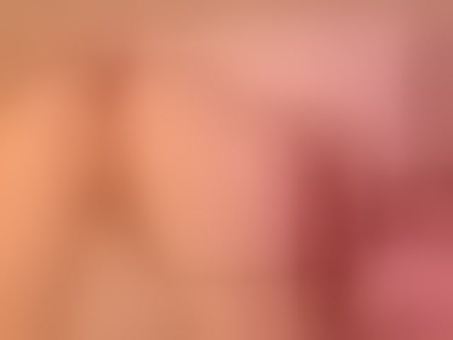 Live sex webcam photo for EmmaNaughtiness #294047940