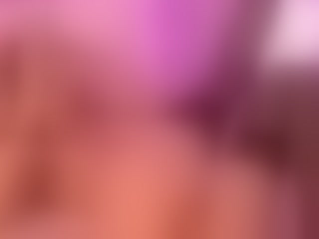Live sex webcam photo for EmmaNaughtiness #294254312