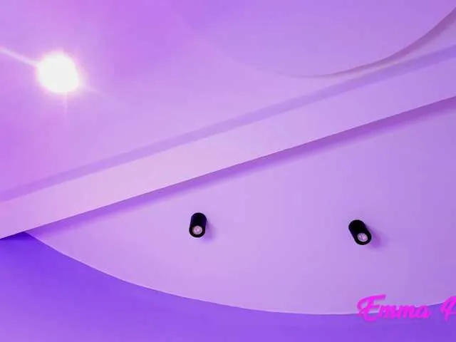 Live sex webcam photo for EmmaPink #290237578