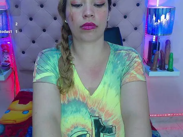 Live sex webcam photo for EmmaPink3 #291167035