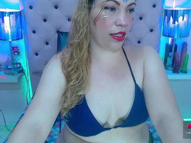 Live sex webcam photo for EmmaPink3 #291249328