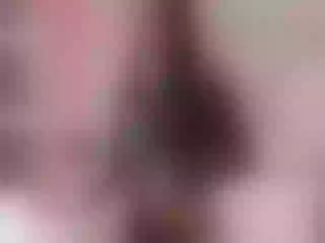 Live sex webcam photo for EmmaQuiinn #273897917