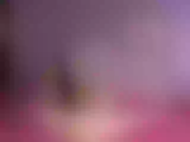 Live sex webcam photo for EmmaQuiinn #274376513
