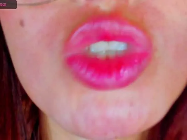Live sex webcam photo for EmmaRouxx #276069102