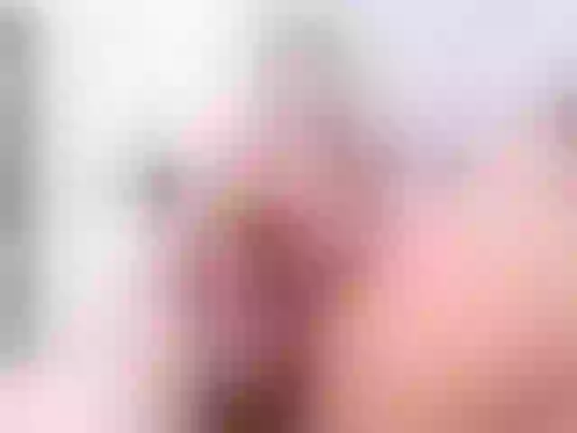 Live sex webcam photo for EmmaSaaenz #275476879